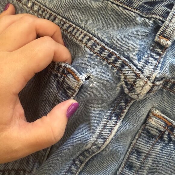 Old Navy Regular Jeans - Picture 5 of 6